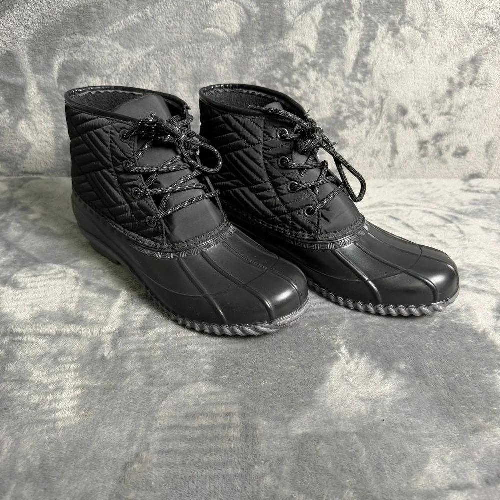 Magellan Womens Size 9 Black Quilted Duck Boots Lace Up Fleece Lined Waterproof